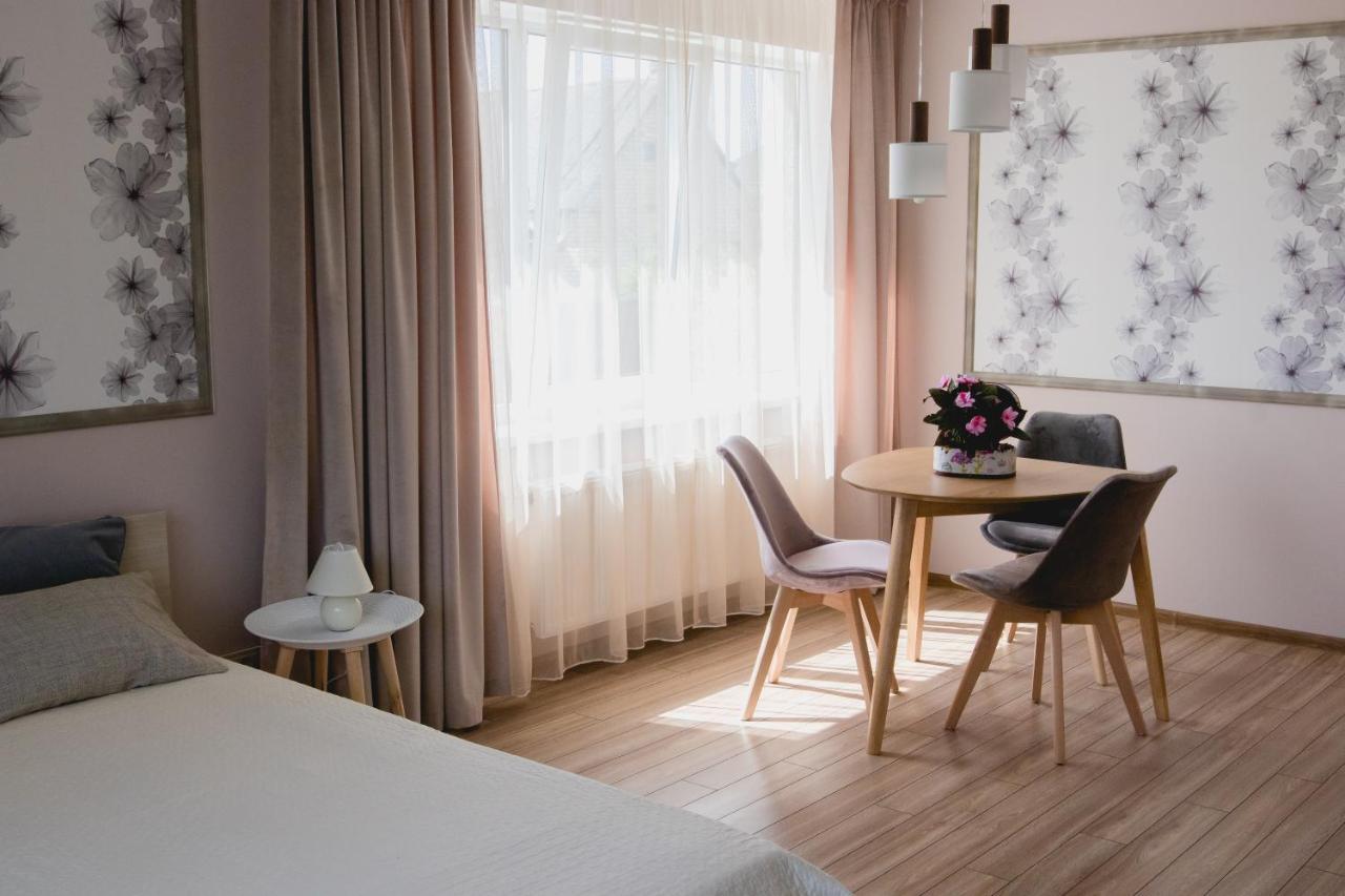 Apartments In Joniskis Экстерьер фото
